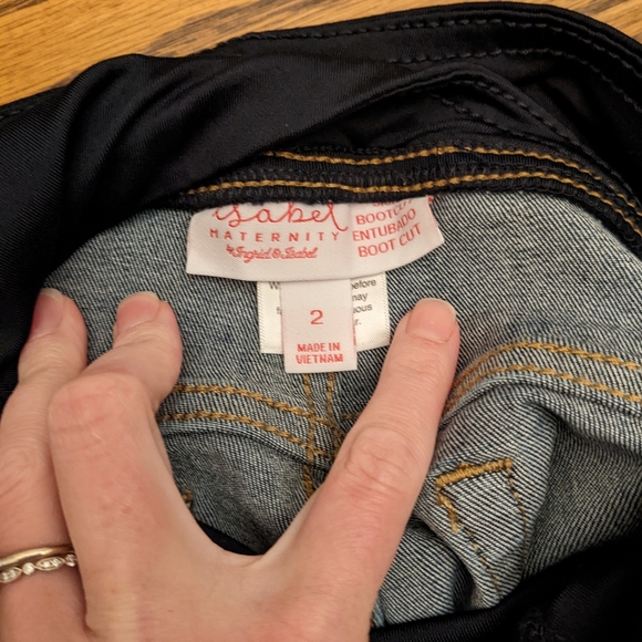 NWOT Isabel Maternity Jeans by Ingrid & Isabel Bootcut Sz. 2 - Picture 3 of 5